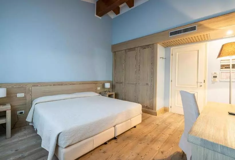 Retkeilymaja Accademia Vine Lodge