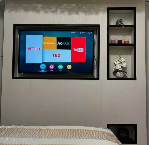Aamiaismajoitus (B&B) Netflix And Unli Wifi!!! The Elchies Room At Tagaytay Prime Residence