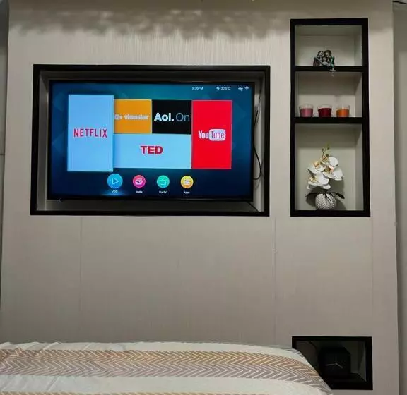 Aamiaismajoitus (B&B) Netflix And Unli Wifi!!! The Elchies Room At Tagaytay Prime Residence