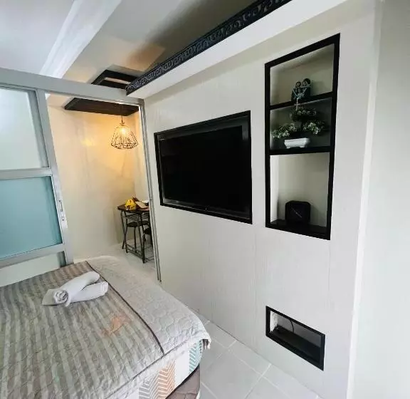 Aamiaismajoitus (B&B) Netflix And Unli Wifi!!! The Elchies Room At Tagaytay Prime Residence