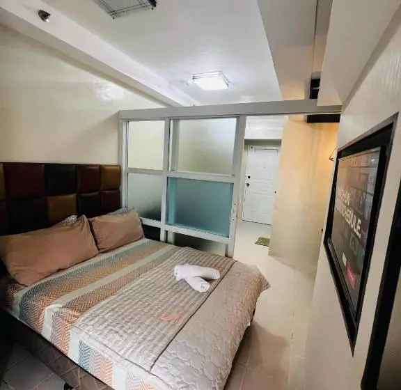 Aamiaismajoitus (B&B) Netflix And Unli Wifi!!! The Elchies Room At Tagaytay Prime Residence