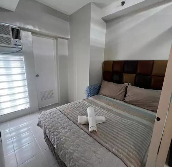 Aamiaismajoitus (B&B) Netflix And Unli Wifi!!! The Elchies Room At Tagaytay Prime Residence