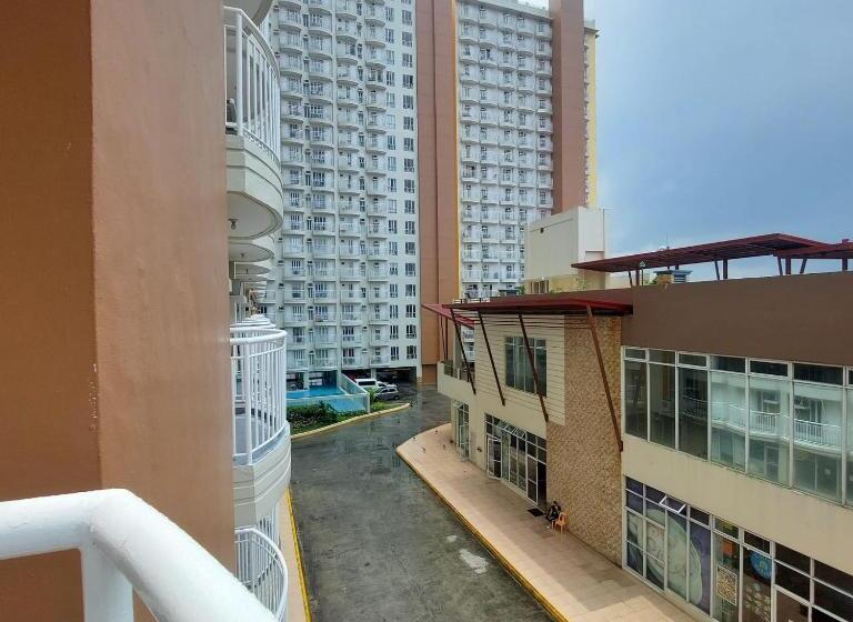 Bed and Breakfast Netflix And Unli Wifi!!! The Elchies Room At Tagaytay Prime Residence