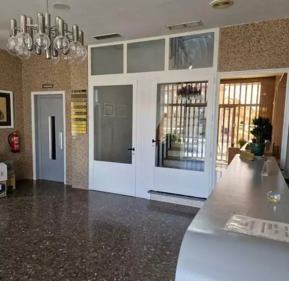 Hotelli Hostal La Cañada Segoviana