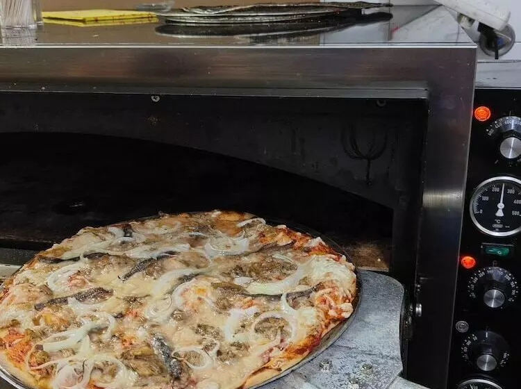 Hotelli Hostal La Cañada Segoviana