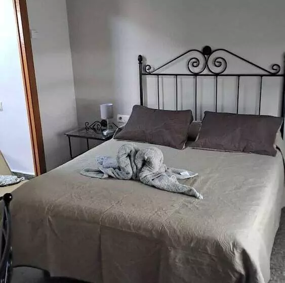 Hotelli Hostal La Cañada Segoviana