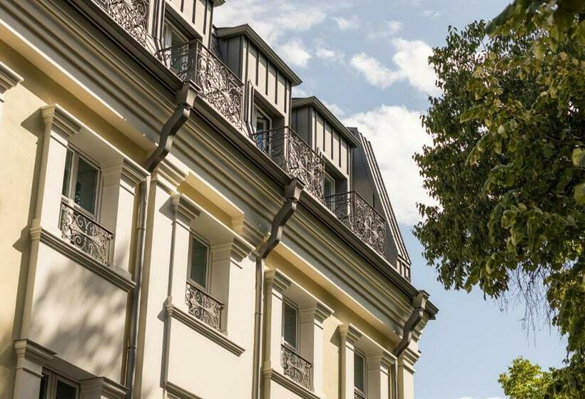 Hotel Vizualiza Residence