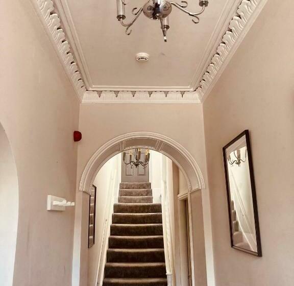 Pensjonat Bloomfield At Stayboom