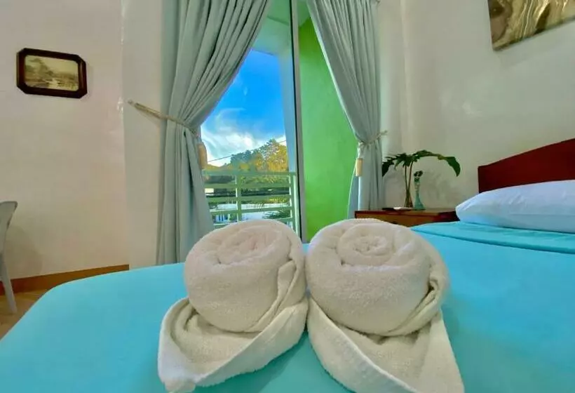 پانسیون Coombs Guest House