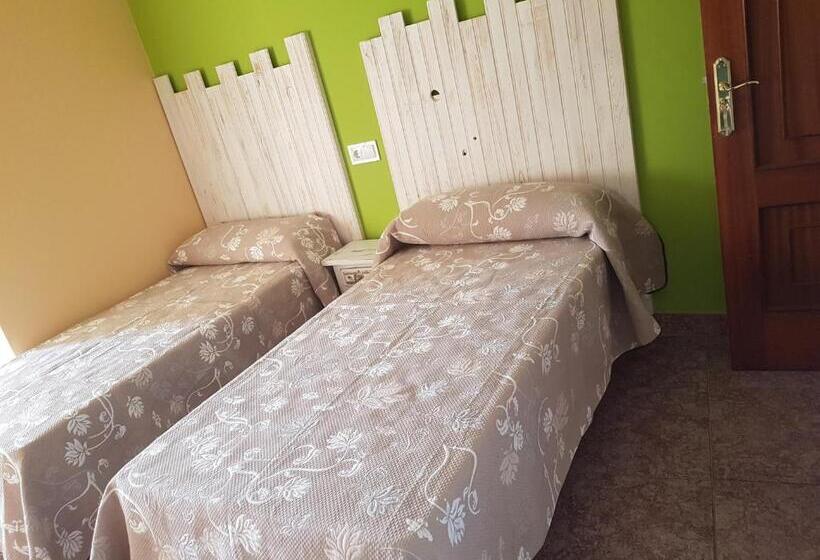 Пансион Hostal Pabellón