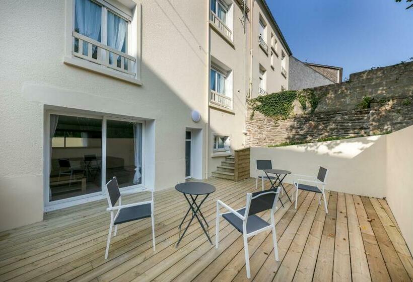 ペンション La Bergère De Domrémy Chambre Spacieuse Avec Sdb Privative, Espace Partagés Cuisine, Salon Et Terras