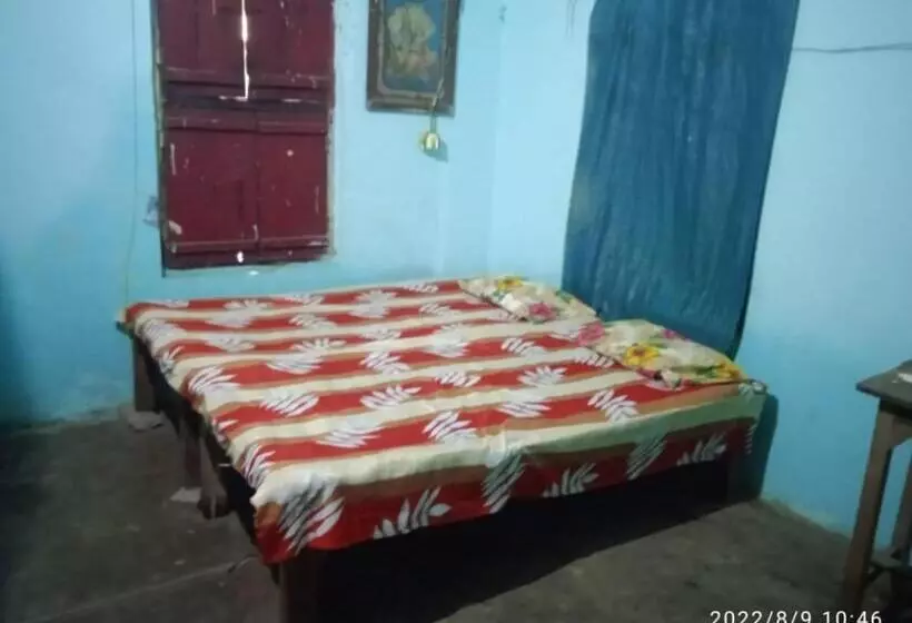 Majatalo Shri Swami Sheetal Das Akhada B1 88 Assi , Near Pushkar Talab,varanasi, Ashram Dharmshala