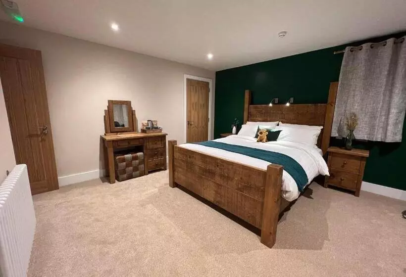 Retkeilymaja Bulls Head  Holymoorside