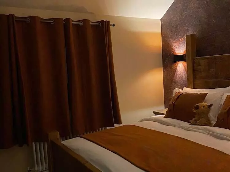 Retkeilymaja Bulls Head  Holymoorside