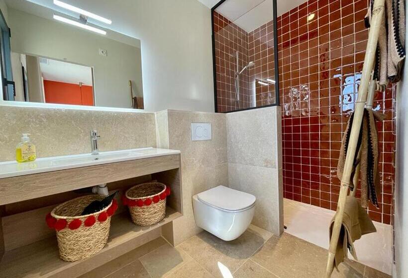 مبيت وإفطار Domaine Mas Terra