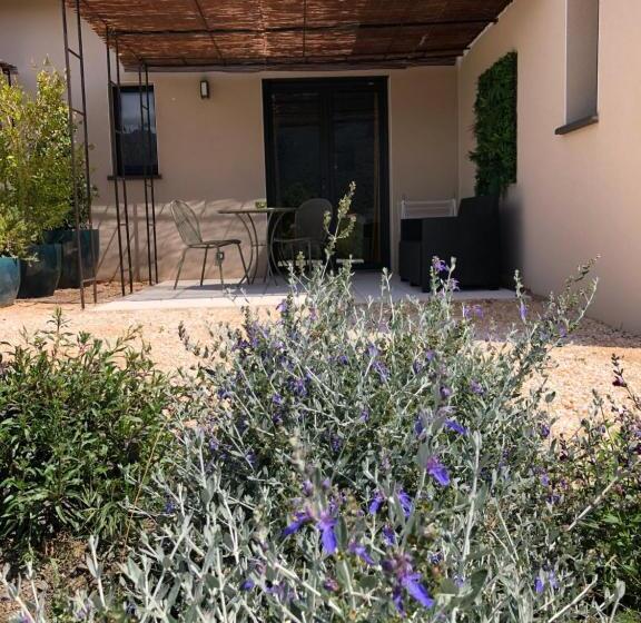 مبيت وإفطار Domaine Mas Terra