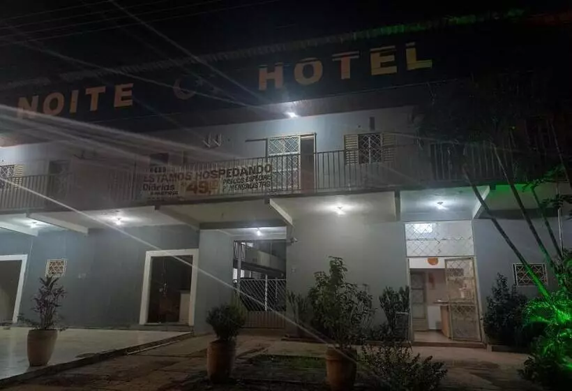 ホテル Noite