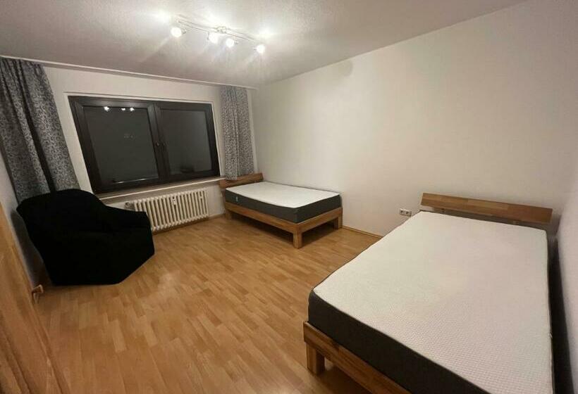 ペンション Zimmer Für Monteure, Handwerker Oder Reisende