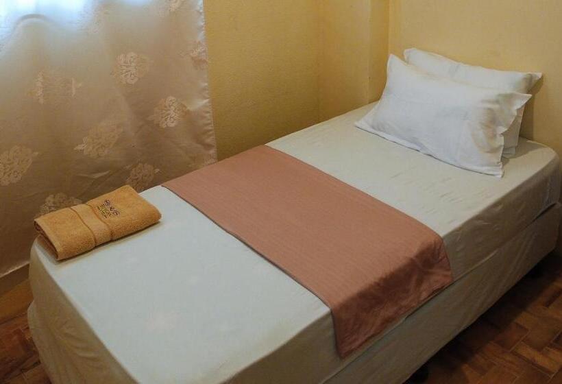 Reddoorz @ Roygan Hotel Kidapawan City