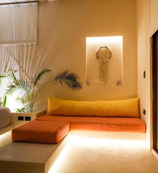 Tikul Hotel Boutique