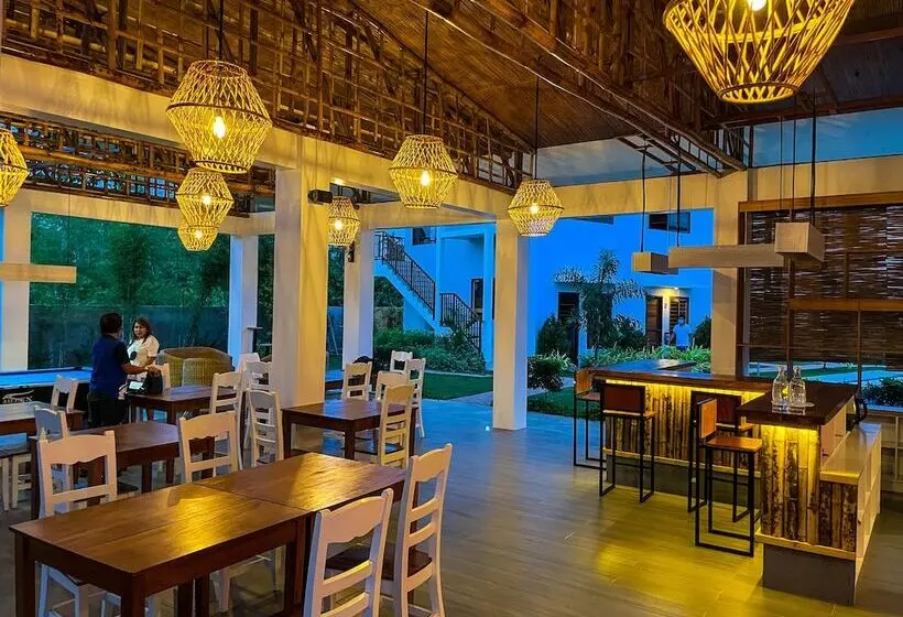 Red Picnic Hostel Panglao