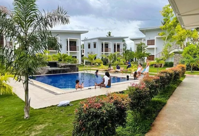 Red Picnic Hostel Panglao