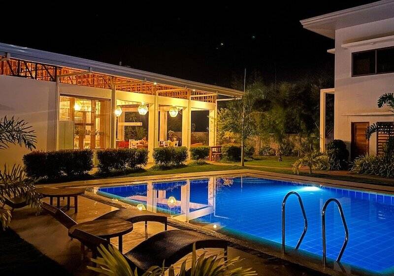 Red Picnic Hostel Panglao