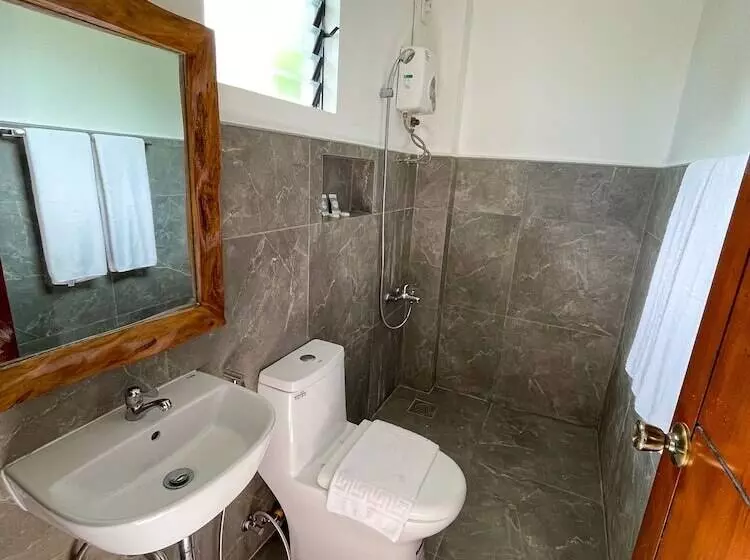 Red Picnic Hostel Panglao