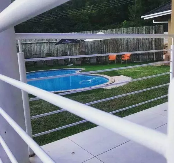 هتل Mantenga Hillview