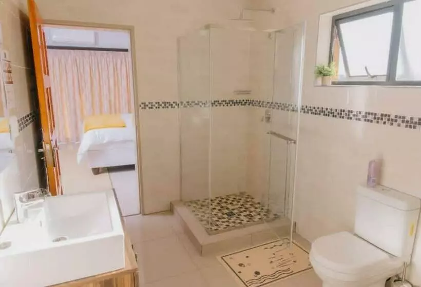 هتل Mantenga Hillview