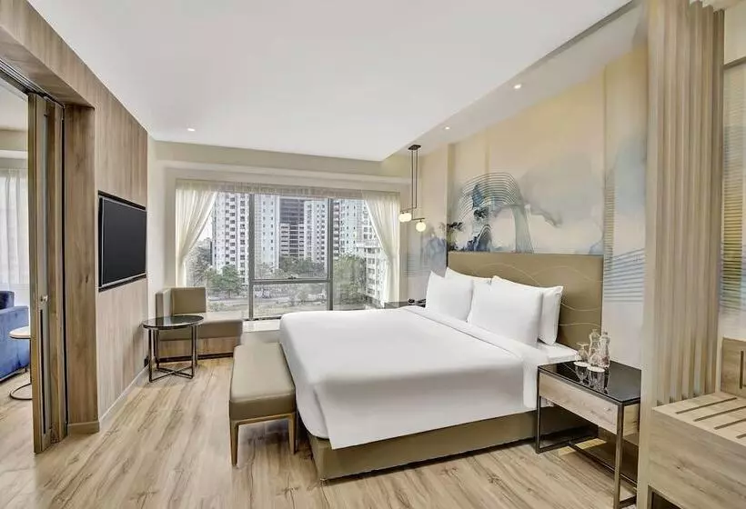 Hotelli Park Inn By Radisson Surat