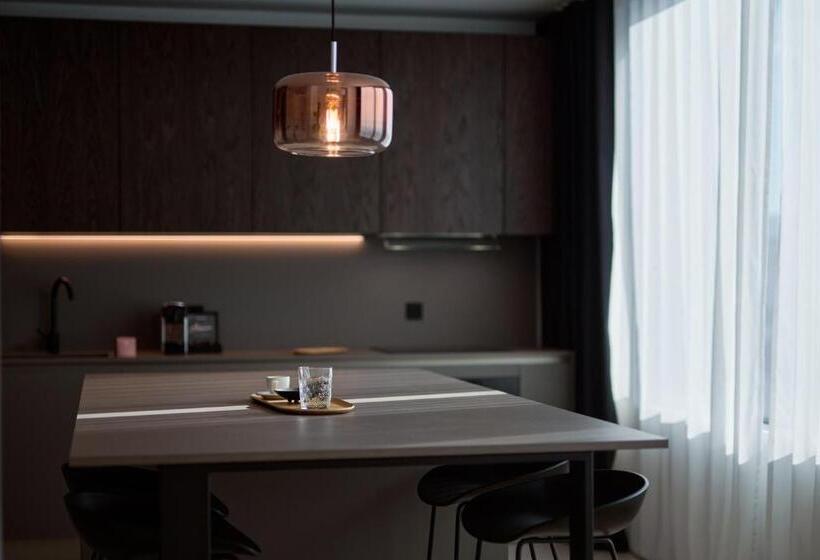 Neu Residences Smart Stay