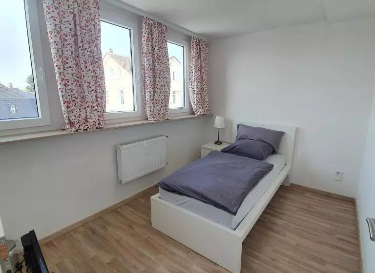 Pension Bad Soden / Apartment And Rooms