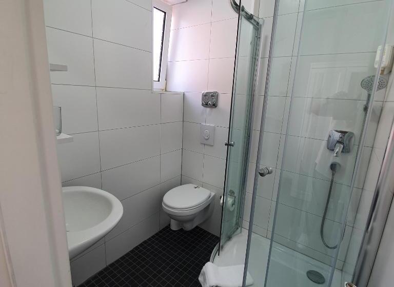 Pension Bad Soden / Apartment And Rooms