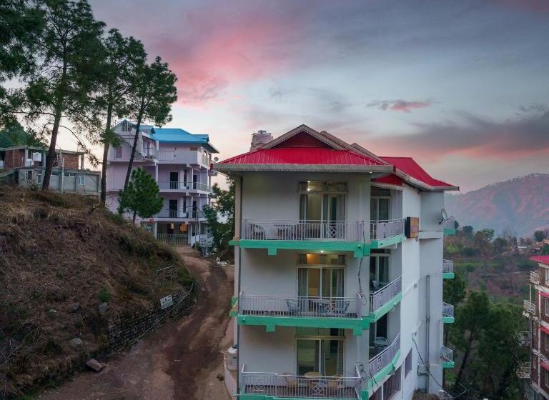 استراحتگاه Livingstone Sky Hills Apartment Kasauli