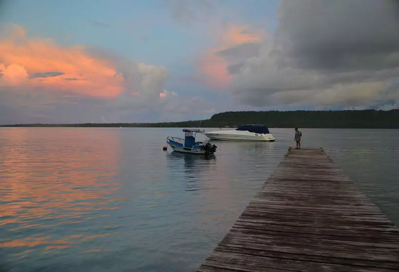 Coral Quays Fish And Dive Resort