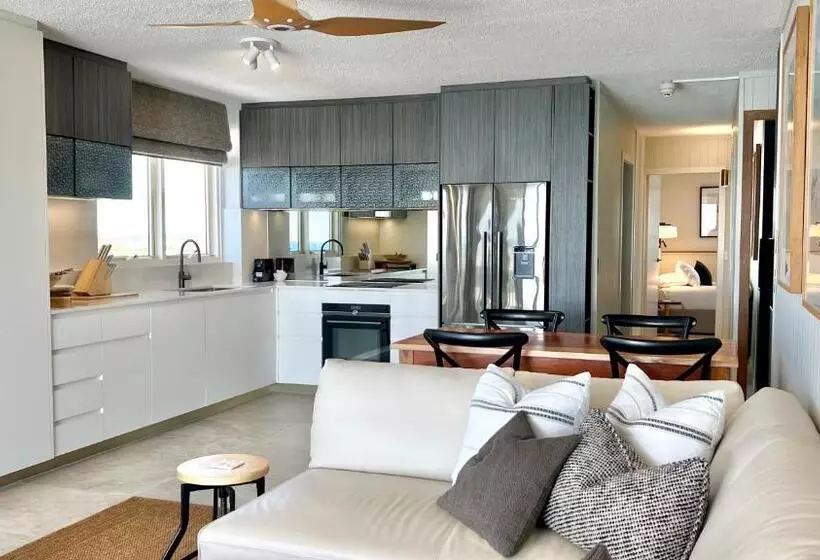 ホテル 84 The Spit Holiday Apartments