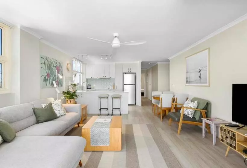 ホテル 84 The Spit Holiday Apartments