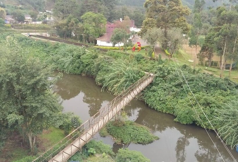 ホテル Archana Residency