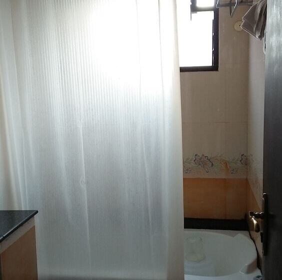 ホテル Archana Residency