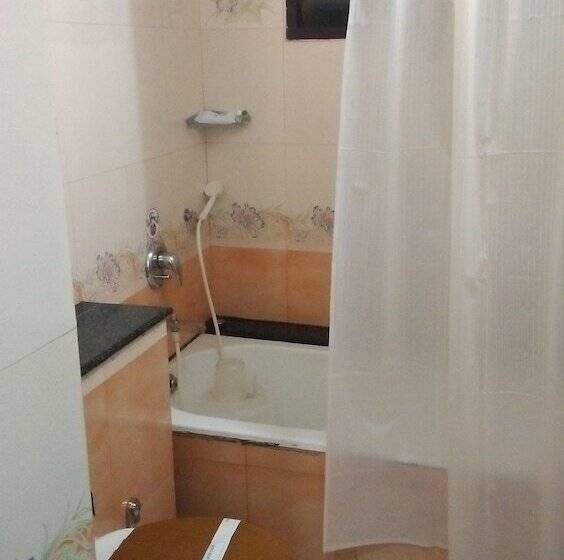 ホテル Archana Residency