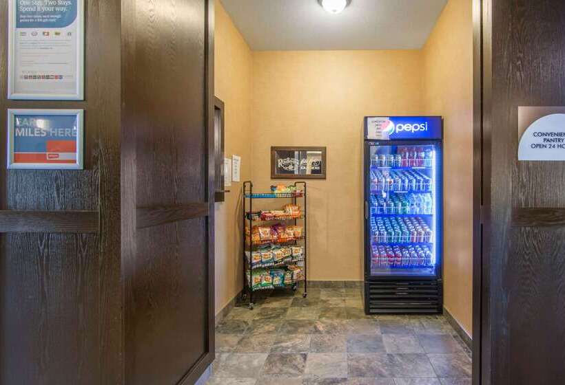 호텔 Comfort Inn & Suites