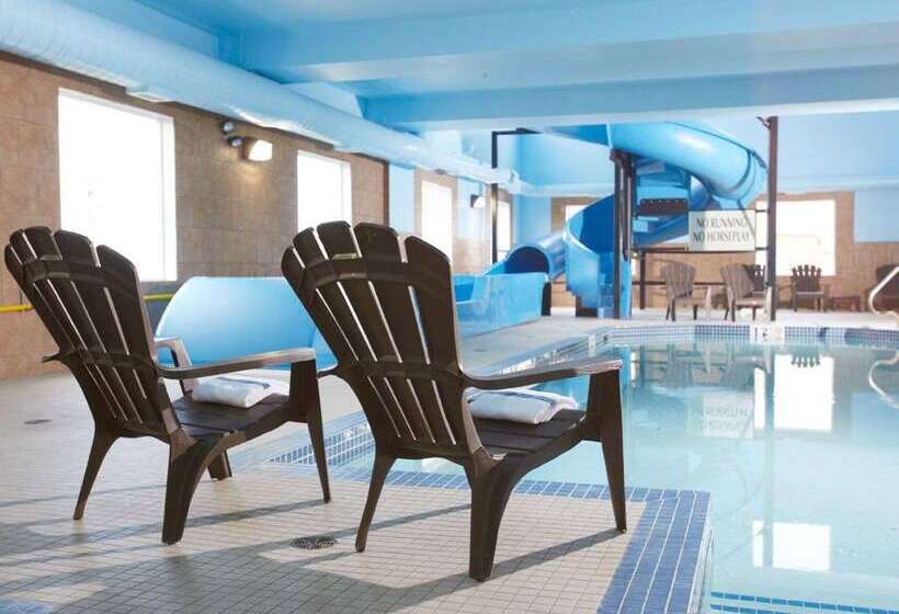 호텔 Comfort Inn & Suites