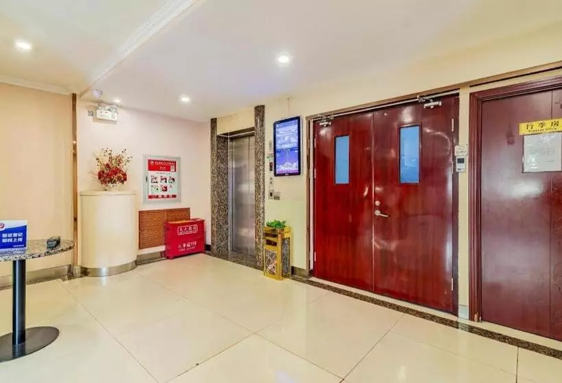 Отель Greentree Inn Beijing Guangmingqiao Express Apartment