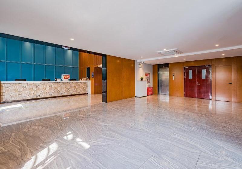 Отель Greentree Inn Beijing Guangmingqiao Express Apartment