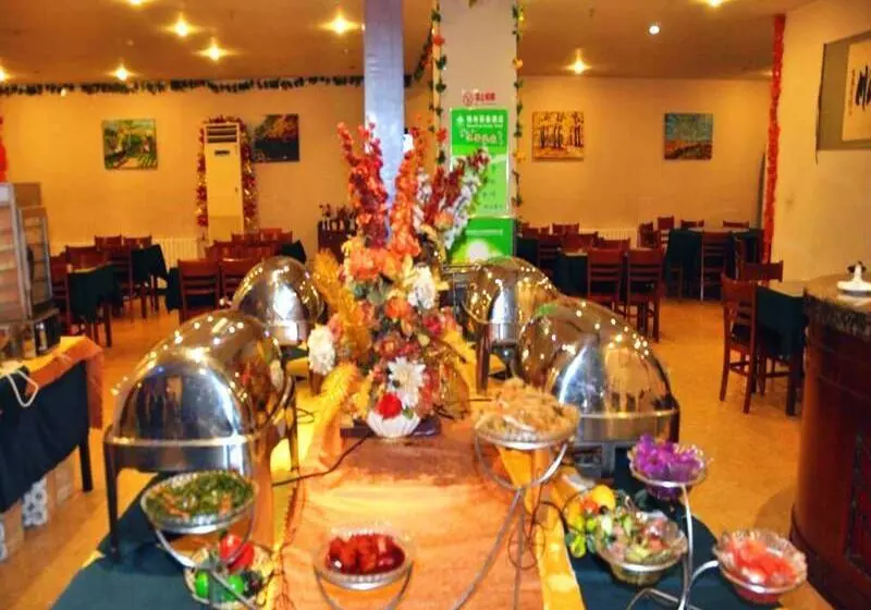 Отель Greentree Inn Beijing Guangmingqiao Express Apartment