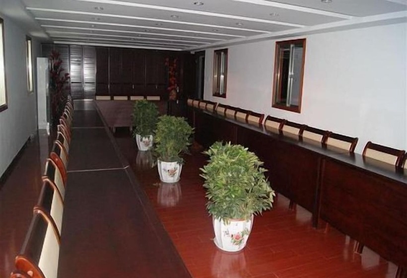 فندق Greentree Inn Yancheng Station