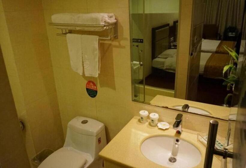 فندق Greentree Inn Yancheng Station