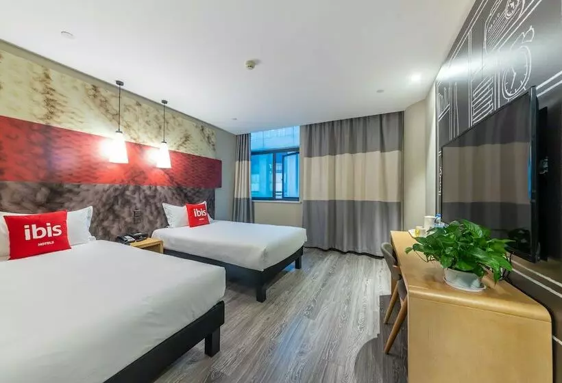 هتل Ibis Chongqing Jiefangbei Pedestrian Street