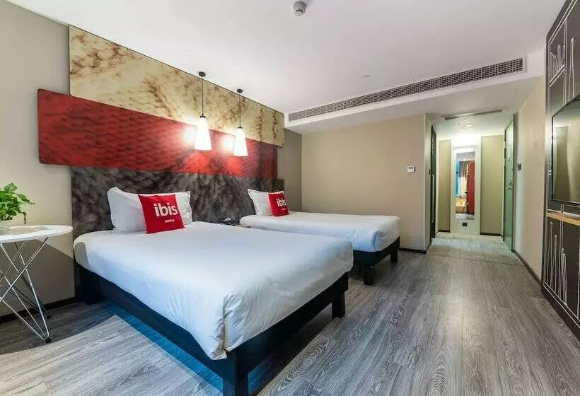 هتل Ibis Chongqing Jiefangbei Pedestrian Street